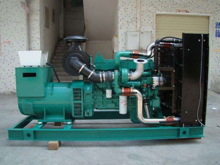 揭东1100kw康明斯柴油发电机组图片 揭东1100kw康明斯柴油发电机组图片